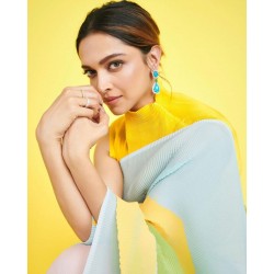 Deepika padukon premium Georgette crush saree